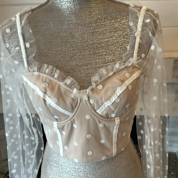 Runaway The Label Chloe White Spot Crop Top Size Medium NWTi - Picture 6 of 15